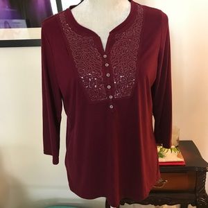 Very sparkly ✨✨tee